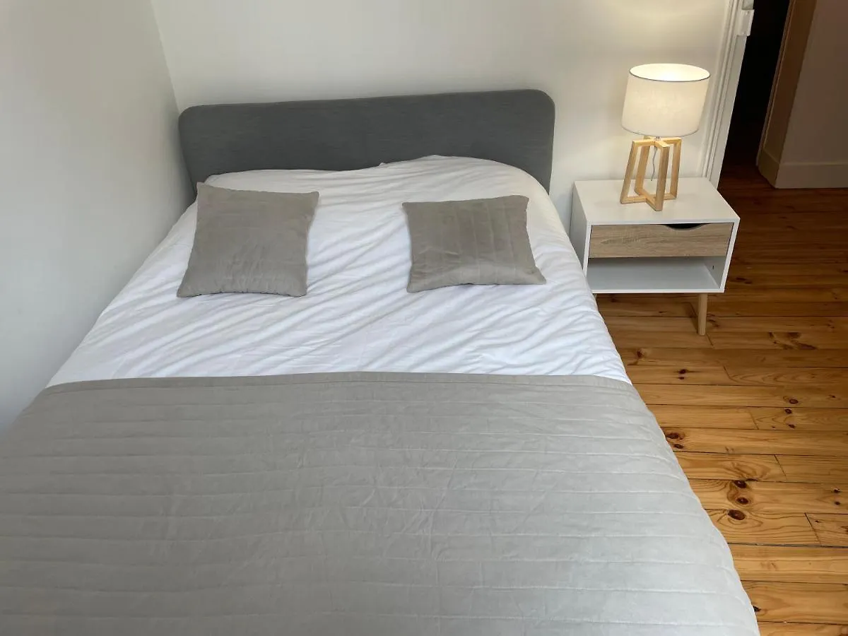 Residence Paradis Vichy 0*,  France