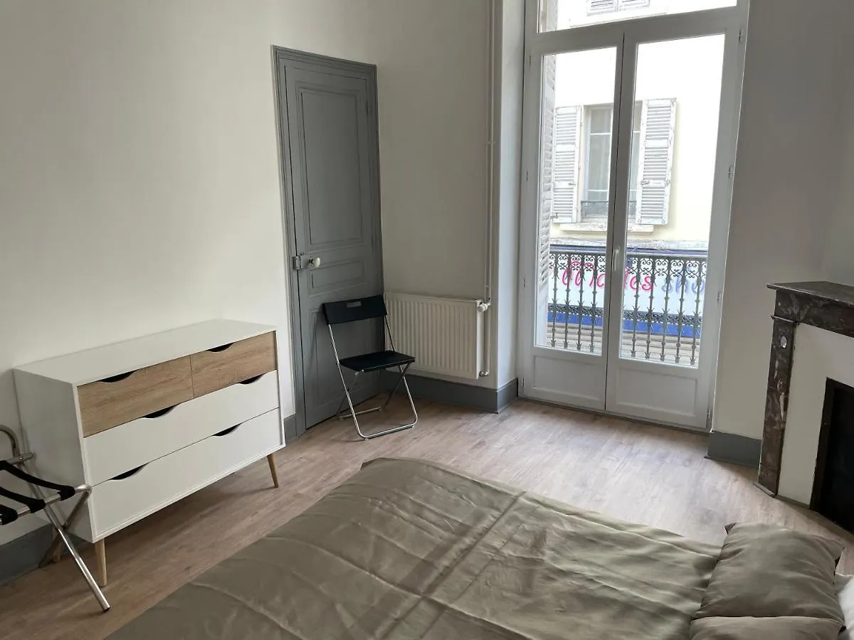 Apartment Residence Paradis Vichy France